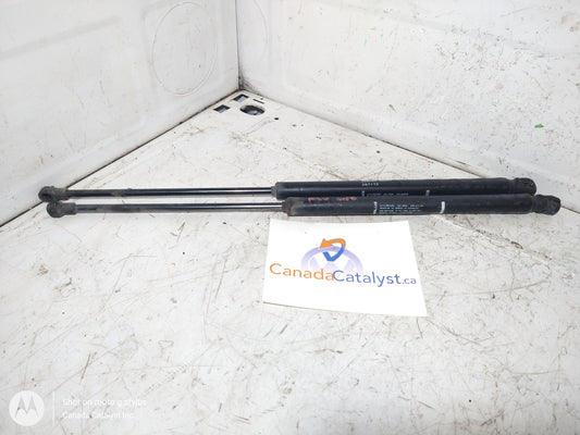 B5.5 MK4 Hatch TRUNK STRUT 1J6827550E