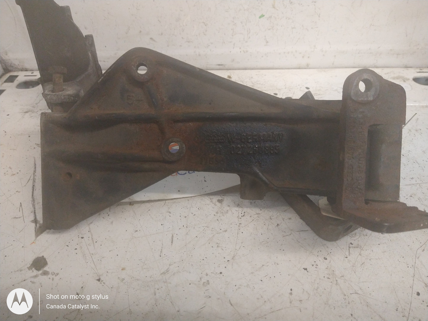 MK2 alternator bracket 027260885