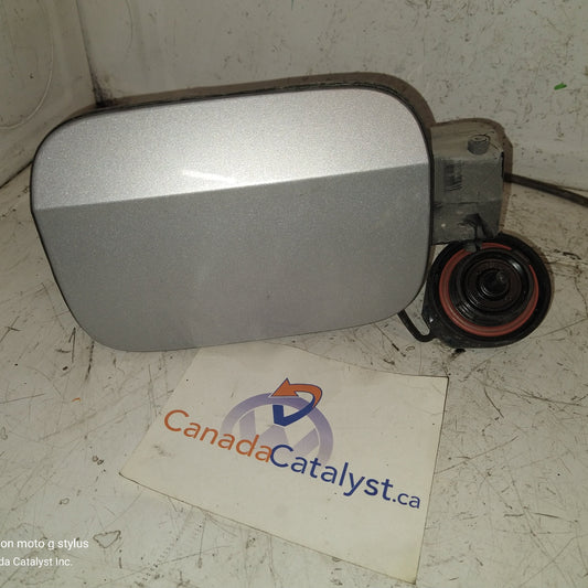B7 Fuel DOOR LA7W
