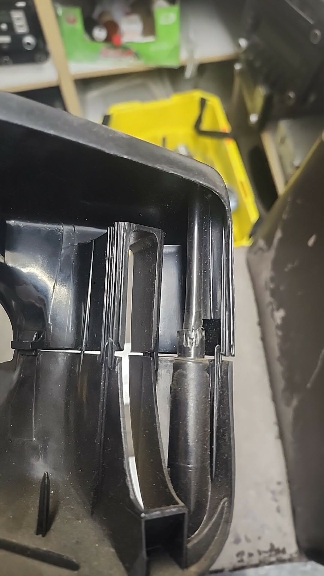 Mk3 tilt, steering collumn clamshell