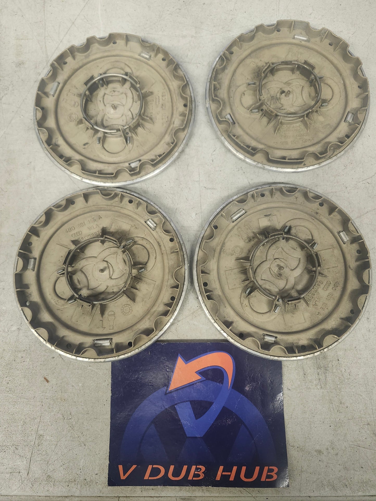 Wheel Center Cap Set AUDI 4B0601165A