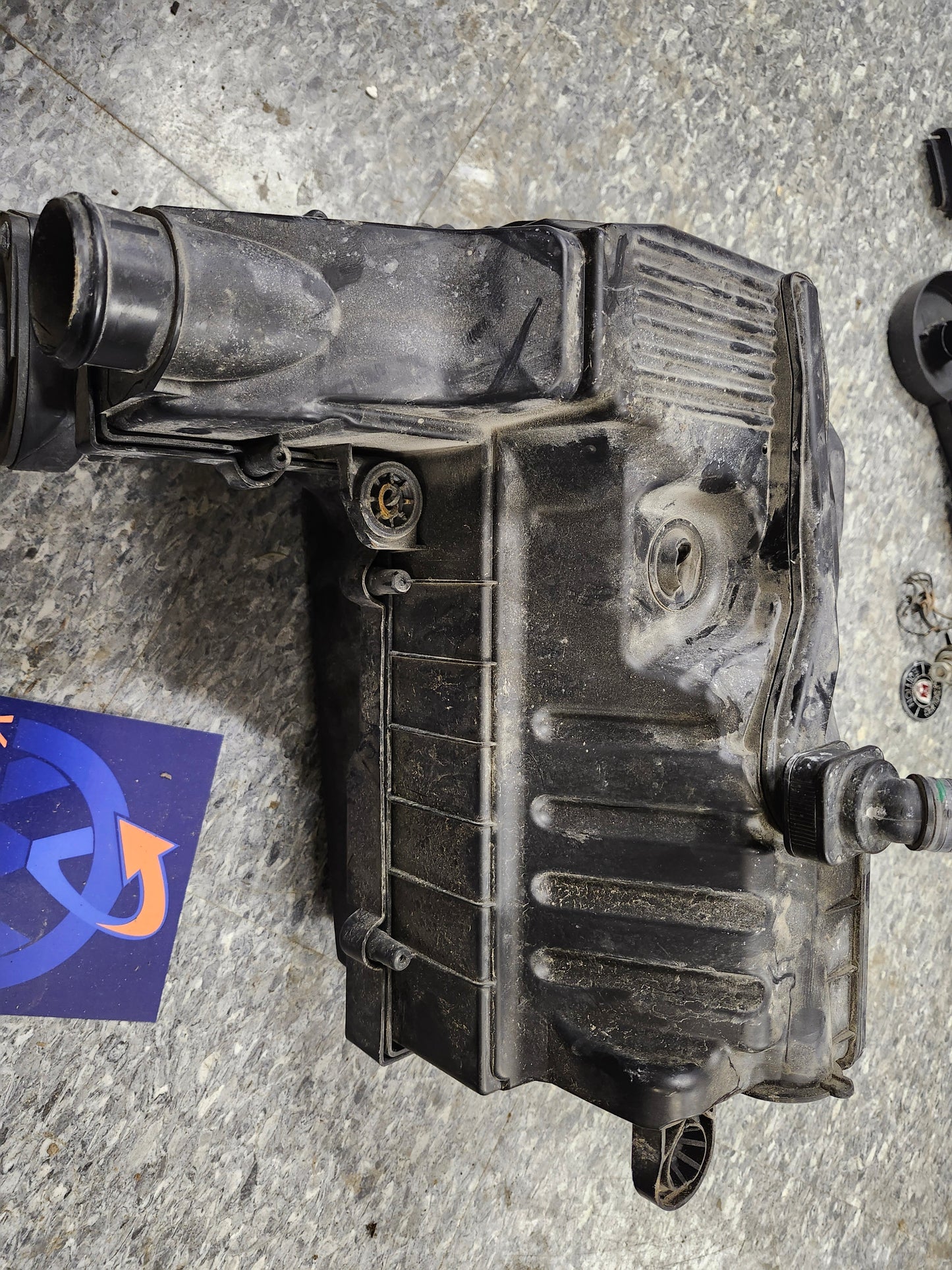 2015 B7 TDI Airbox 1K0129607BC