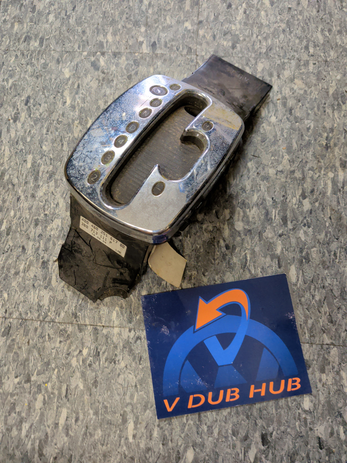B5.5 4 Shifter and TRIM 3B0713111P