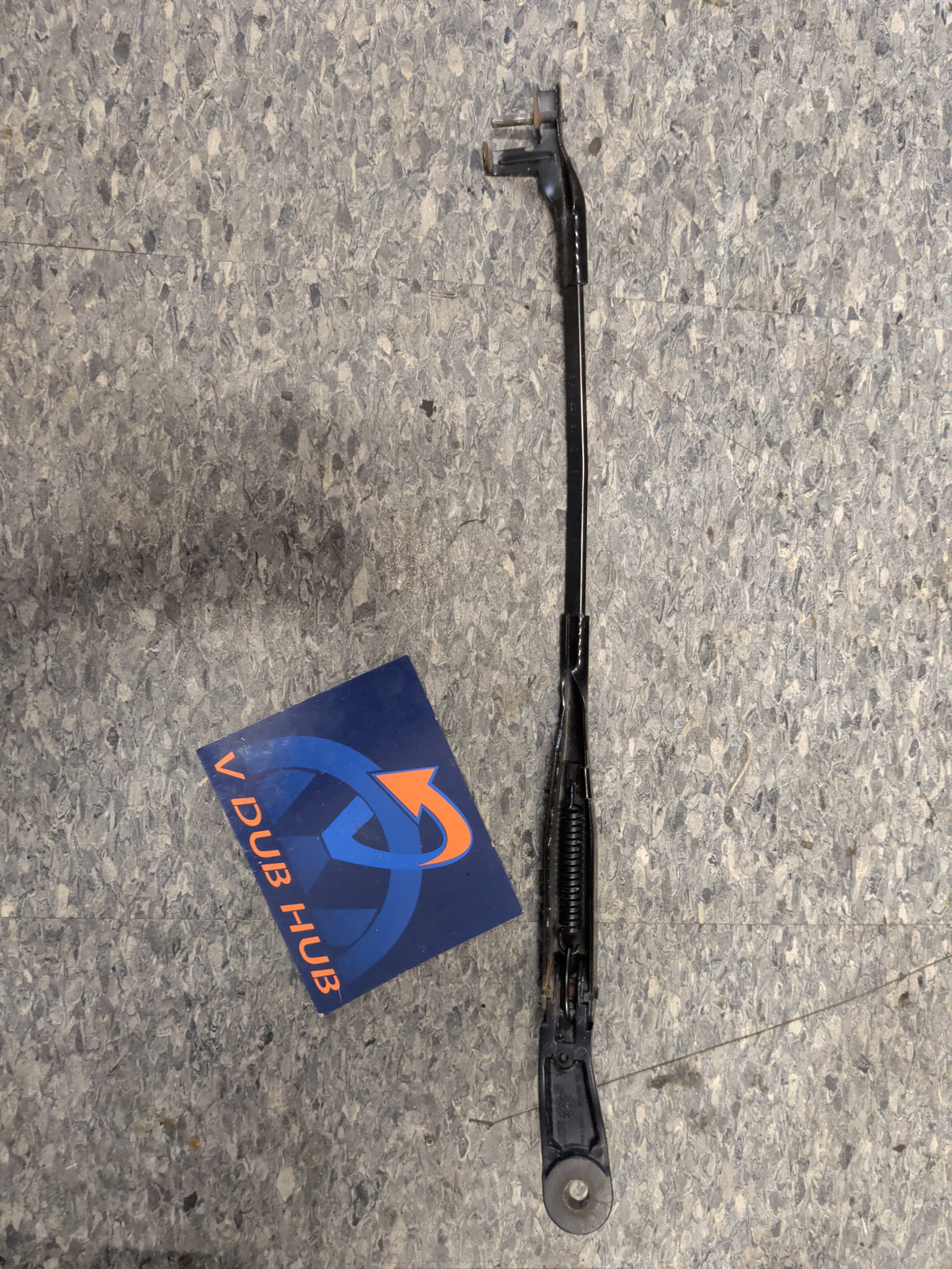 B5 B5.5 DRIVER WIPER ARM 3B1955409C