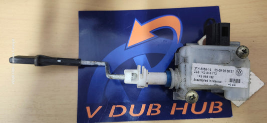 MK5 Jetta Fuel Door Actuator 1K5810773
