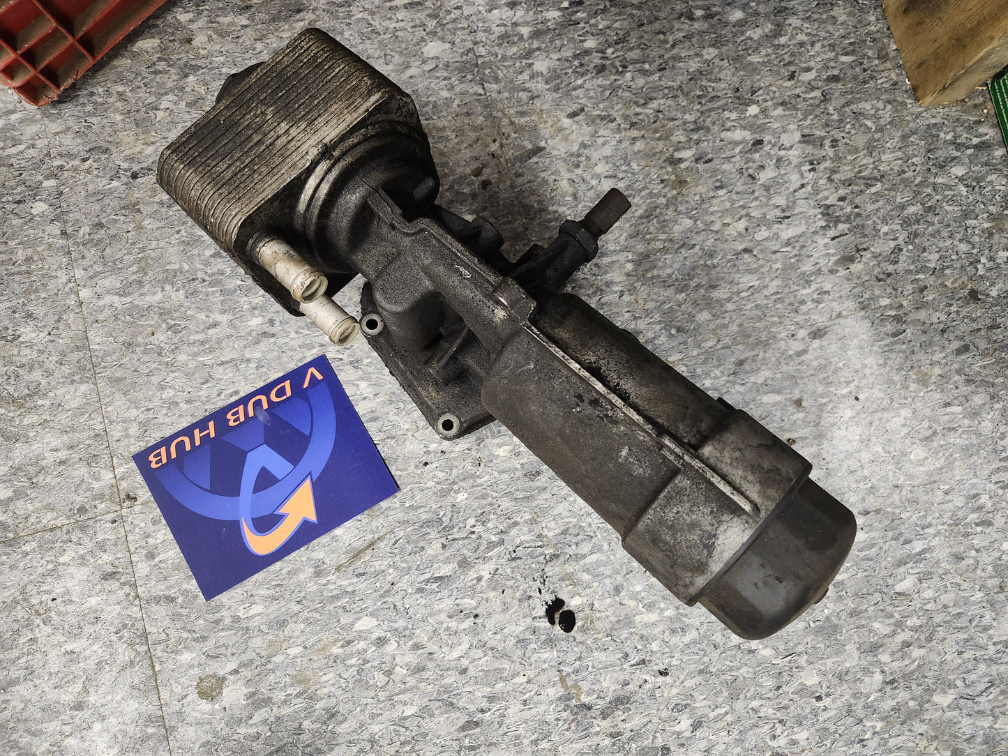 Bhw oil filter housing and cooler