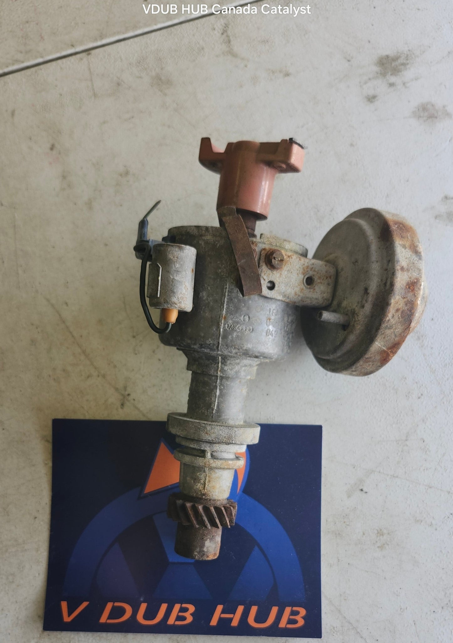 Ignition Distributor 0231176057 049905205A