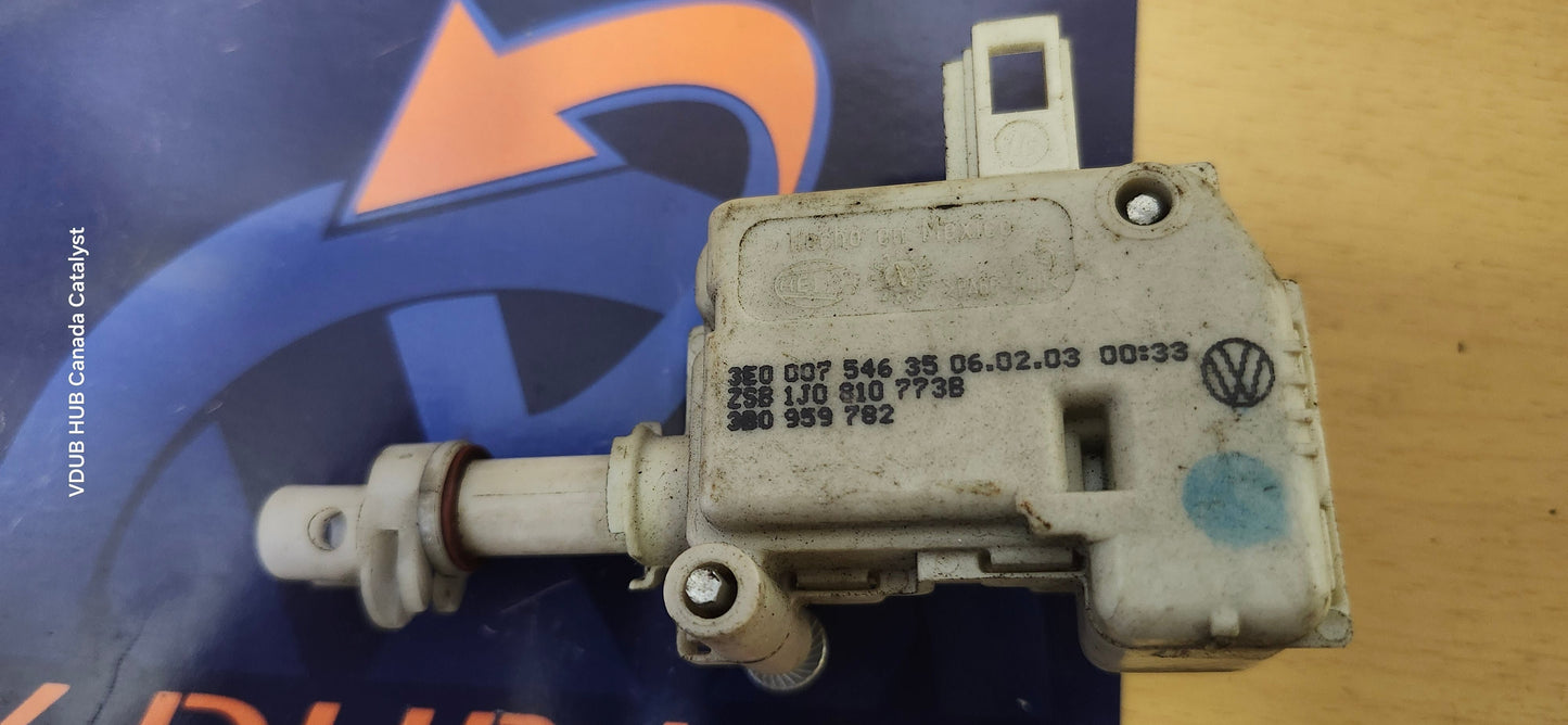 MK4 Fuel Door Actuator 1J0810773B