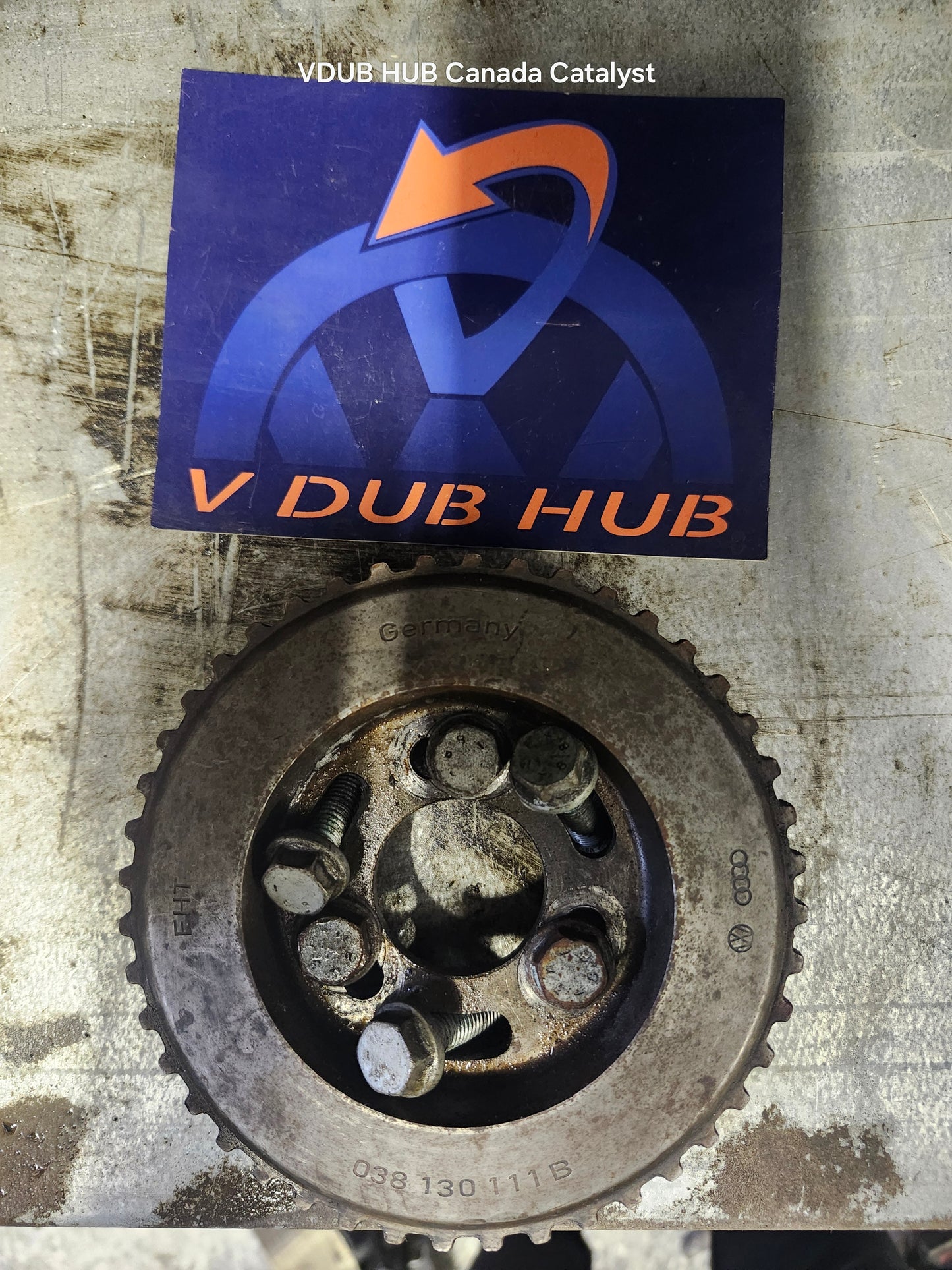 INJECTION PUMP PULLEY 038130111B