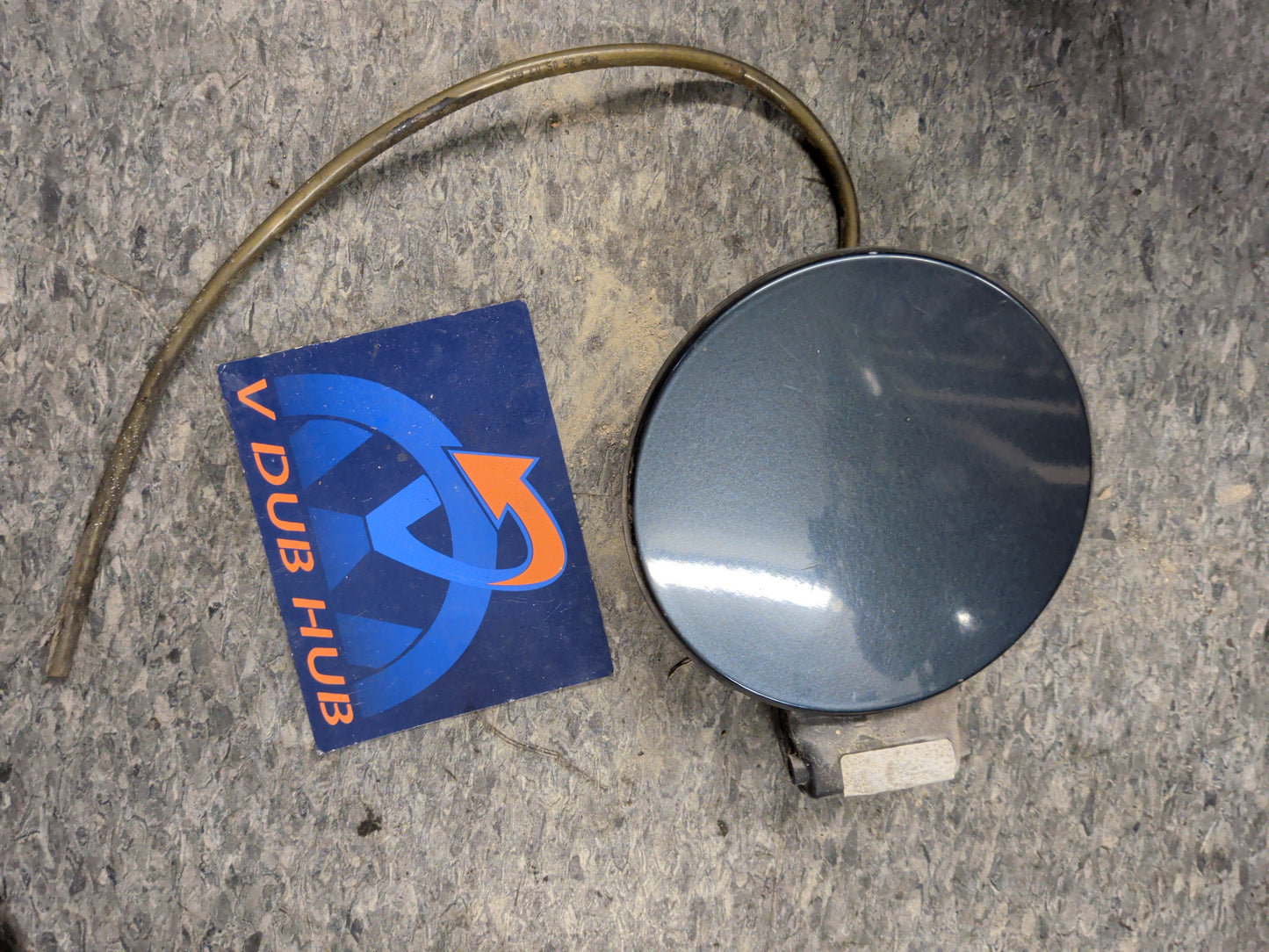 Mk4 golf Fuel Door LC7V