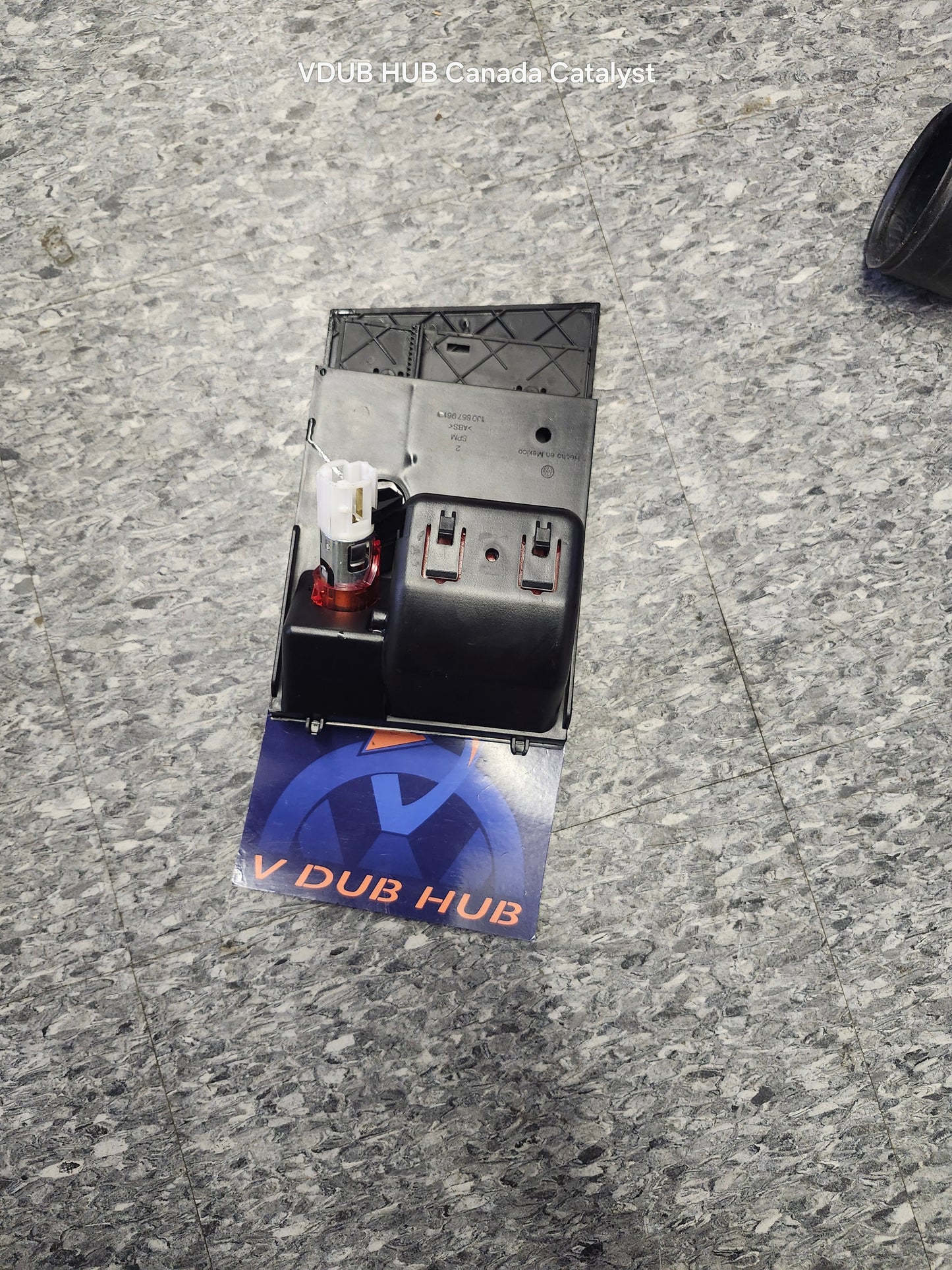 MK4 Front Ash Tray CHANGE HOLDER 1J0857961
