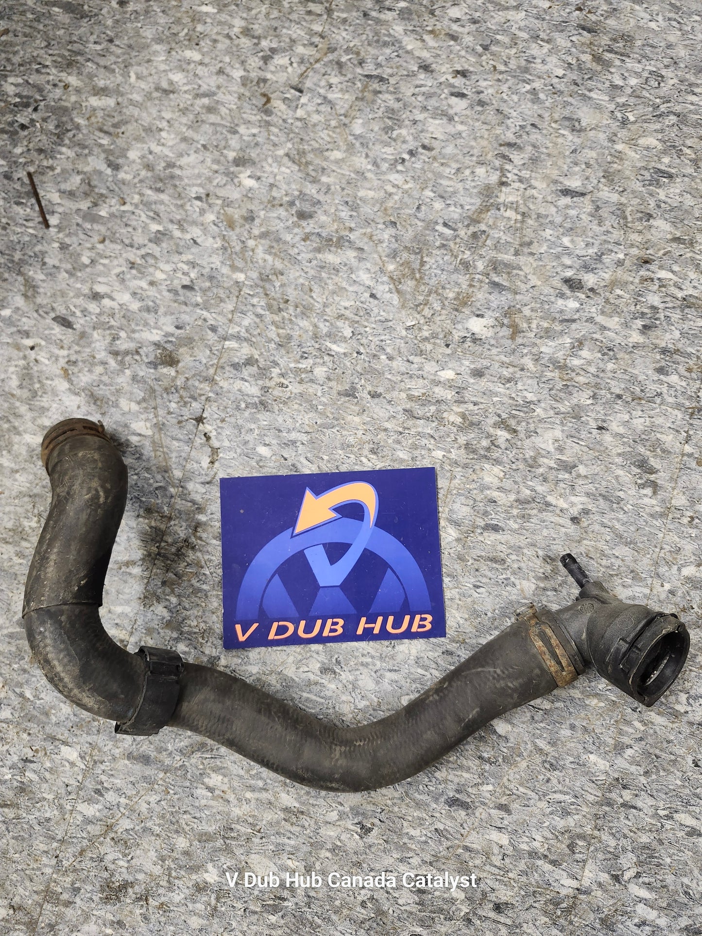 Coolant pipe + OEM GTI upper coupling / connector piece 300 122 291