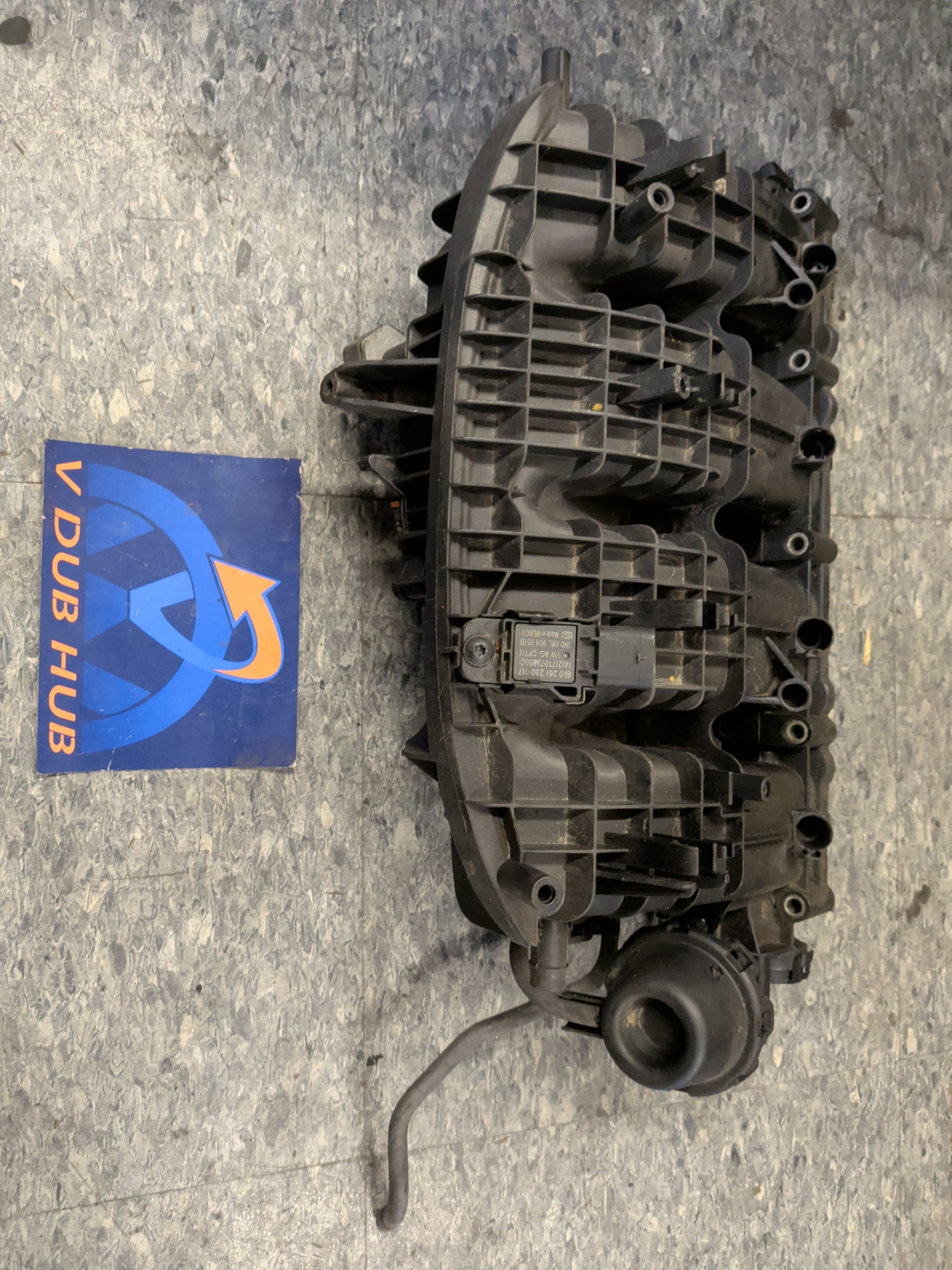 1.8T / 2L INTAKE manifold 06L133201FB