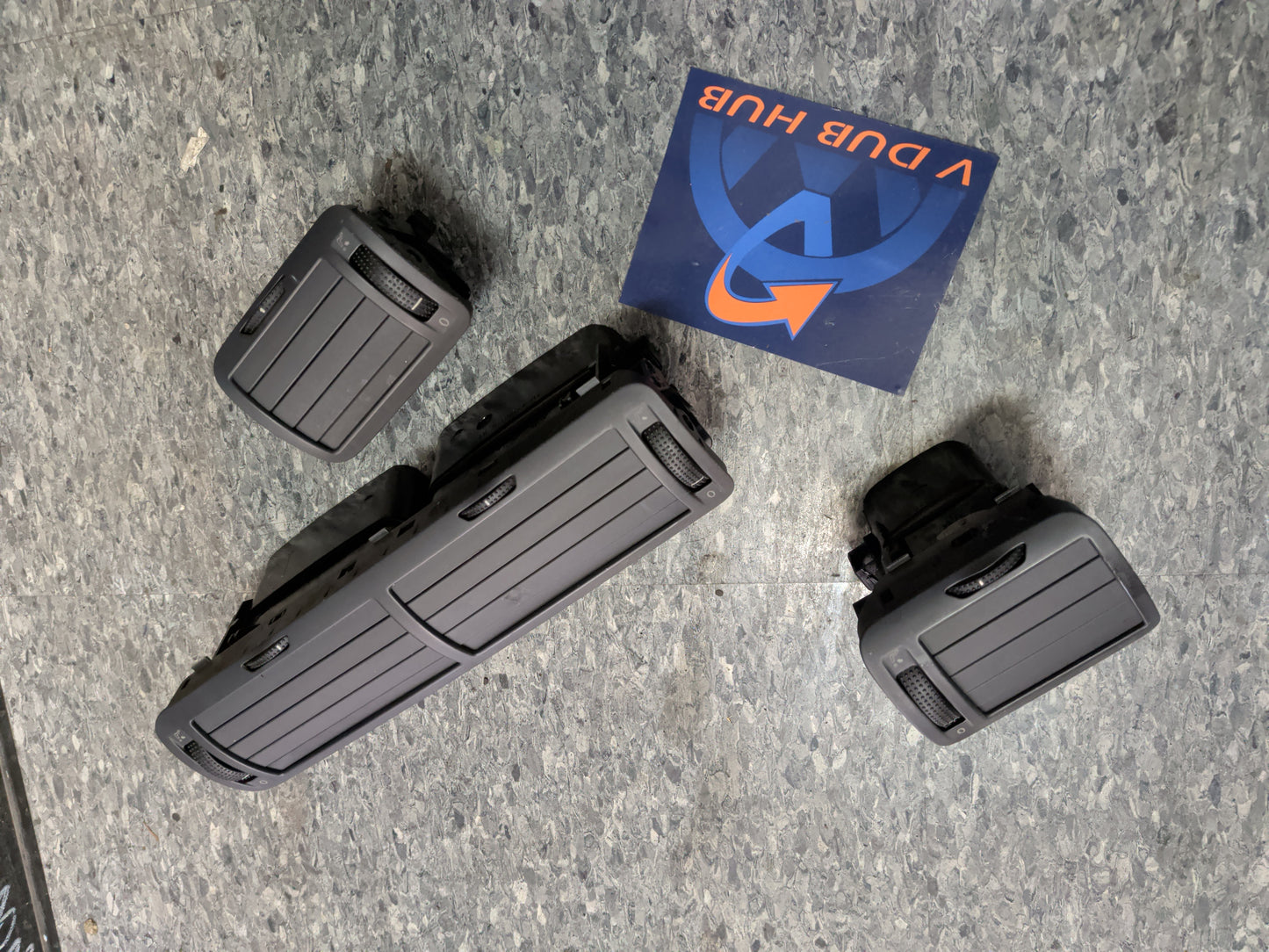 B5.5 lay flat vents set