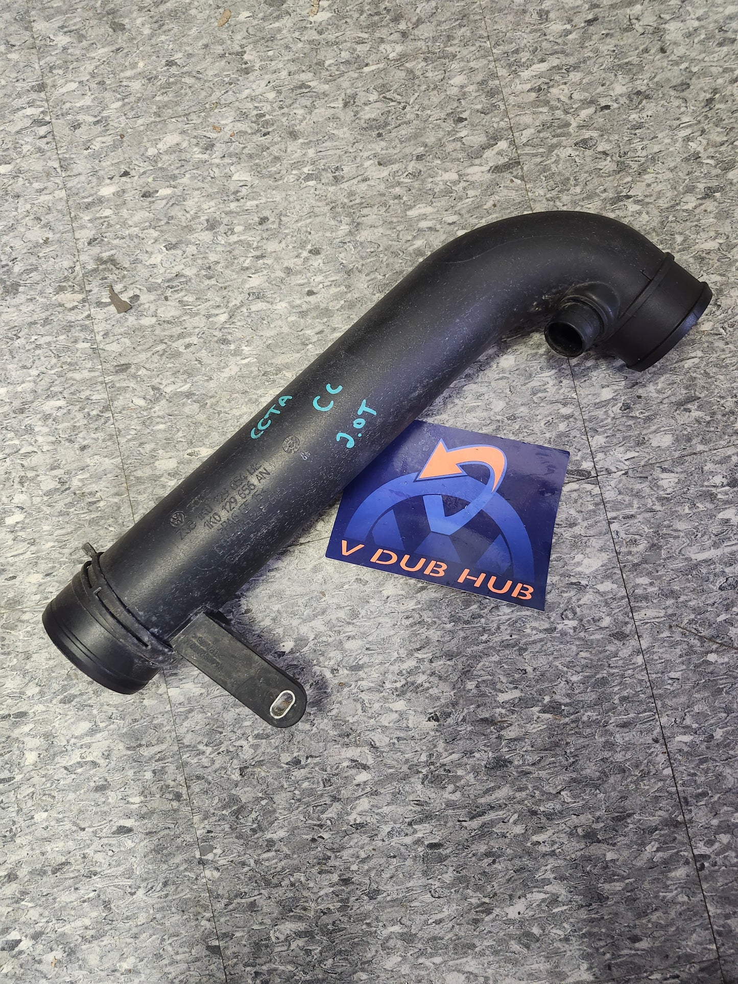 MK6 B6 2.0L CCTA Turbo Air Intake PIPE 1K0129654BE
