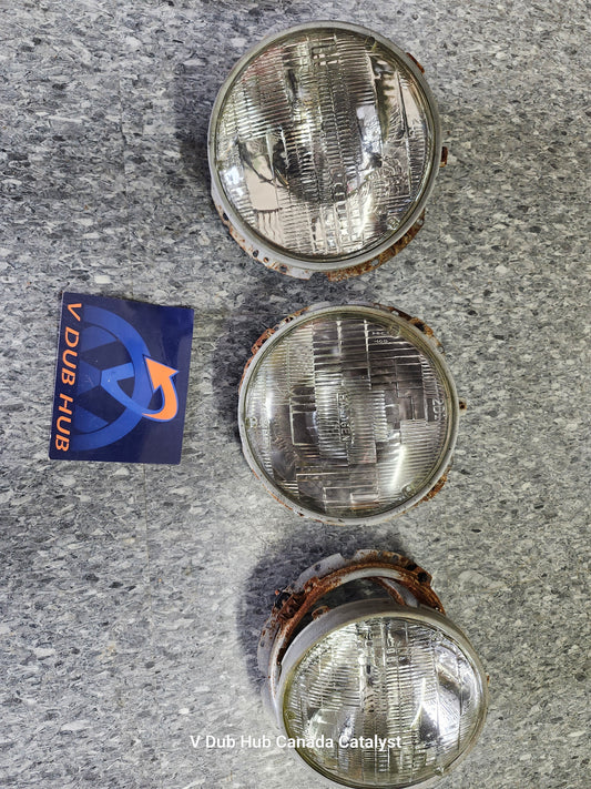 Cabriolet headlight / holder