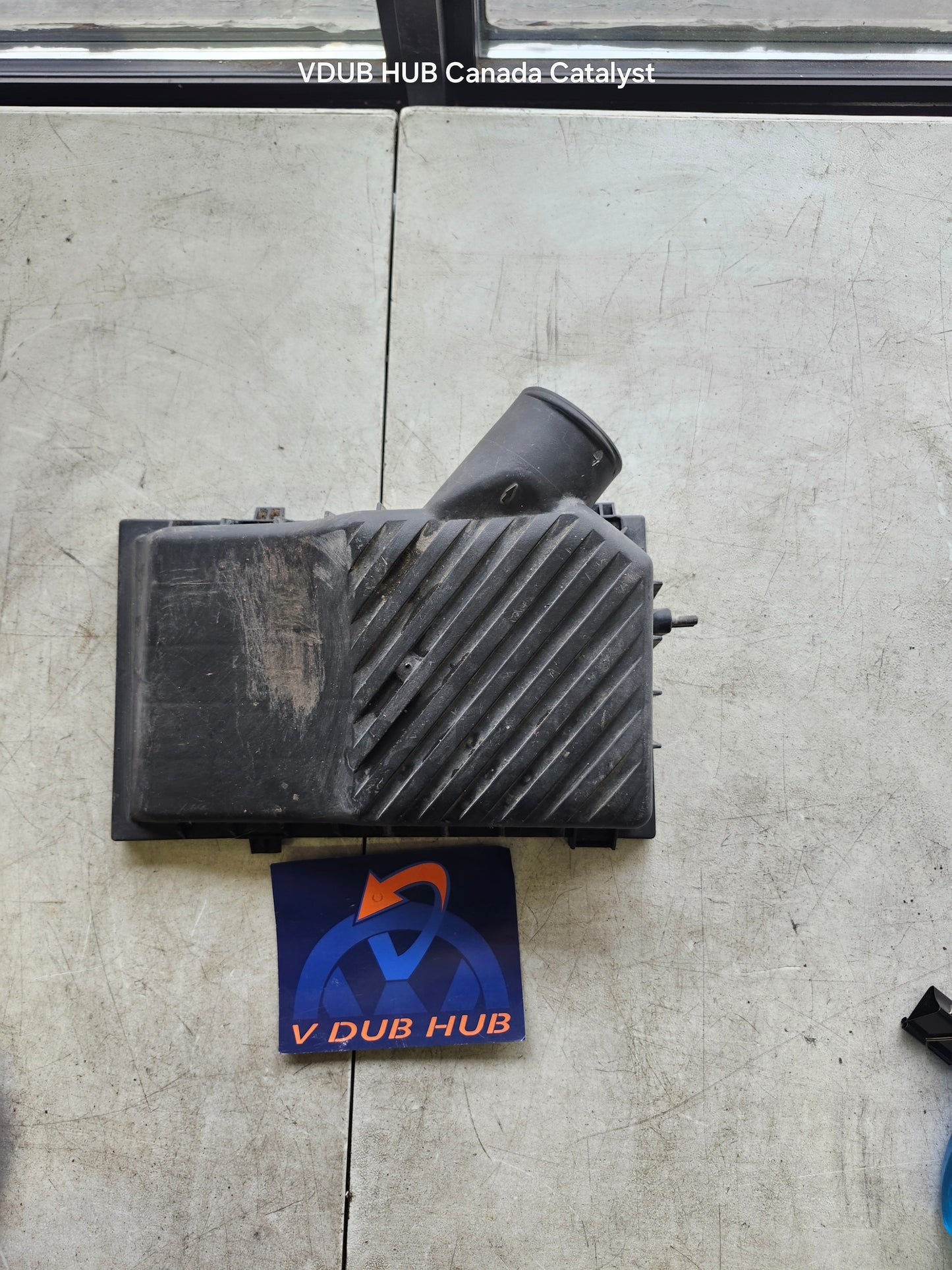 B3 AIR FILTER COVER BOX 4615285942