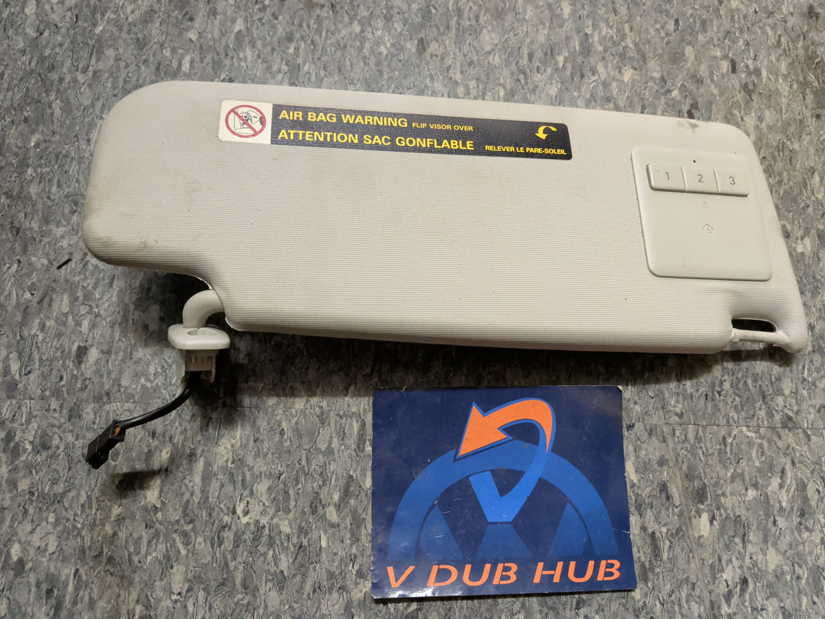 B5.5 /  mk4 left Sunvisor, homelink
