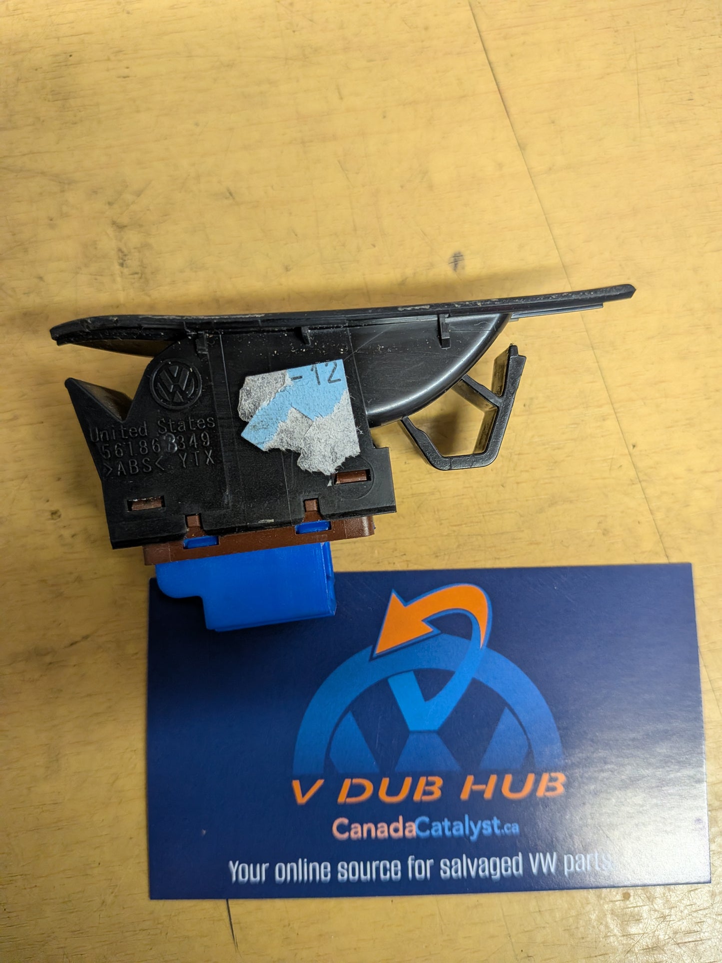 B7 trunk release switch 561863349
