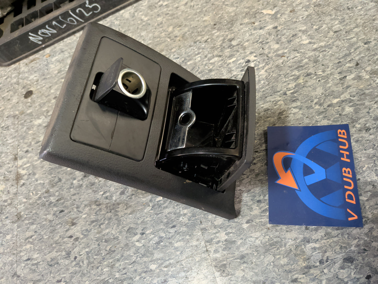 B5.5 rear ash tray and lighter