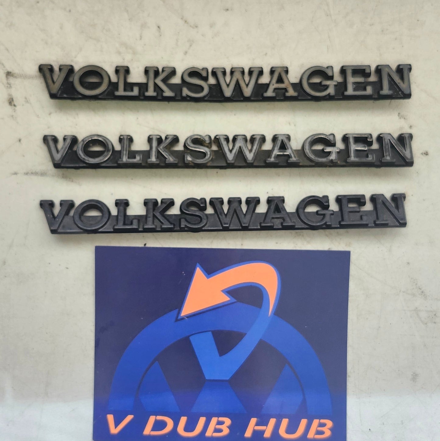 Emblem- VOLKSWAGEN 171853685B
