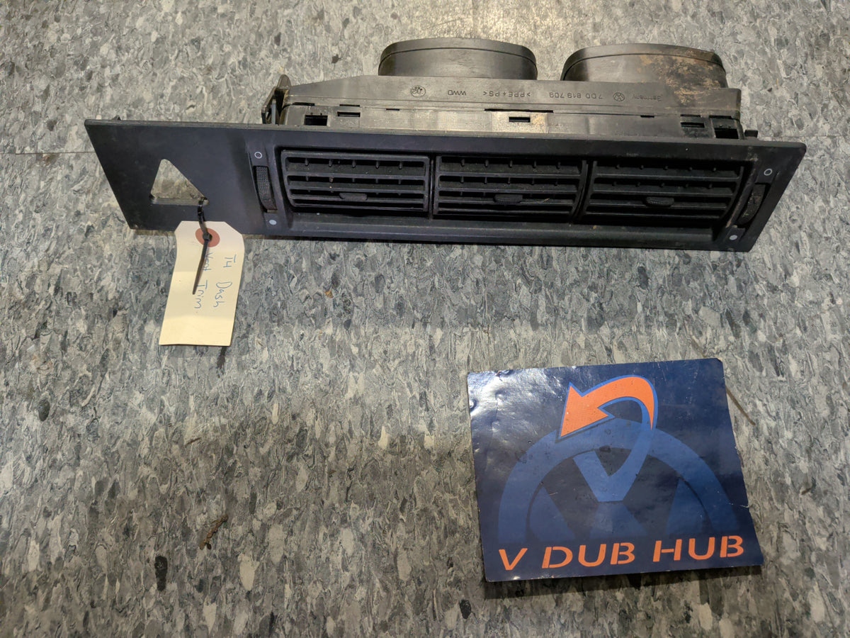 T4 Dash Air Vent TRIM 7D1819703B