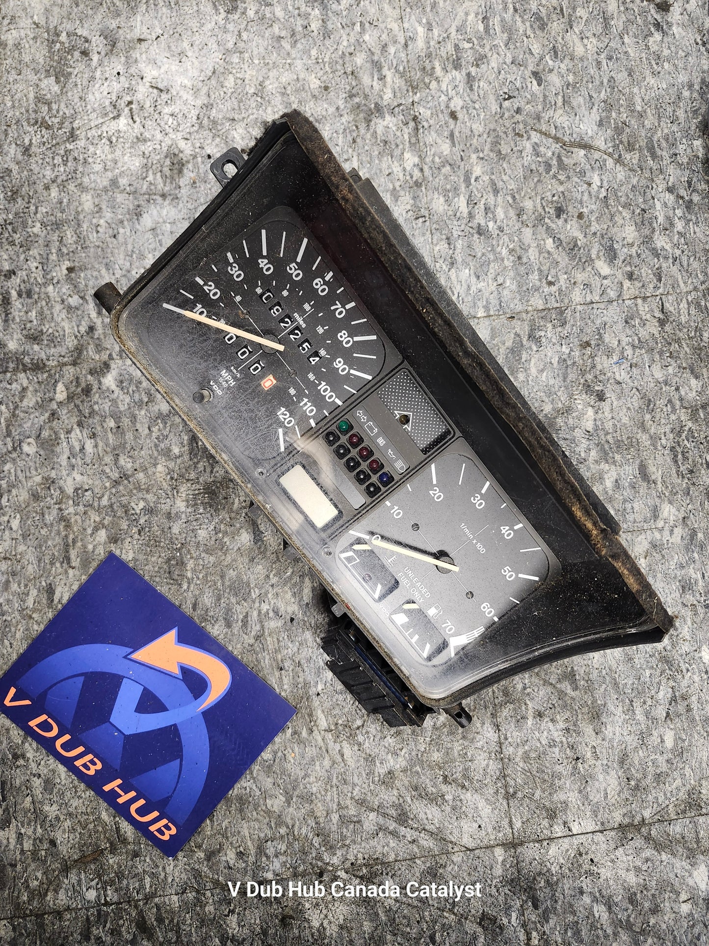 Cabriolet Instrument CLUSTER