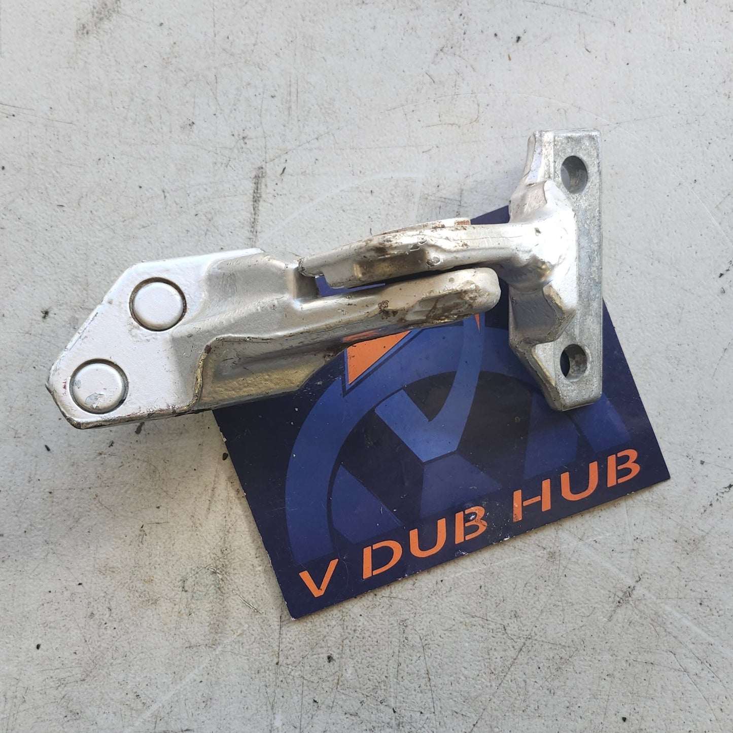 New Beetle driver upper door hinge 1C0831401A