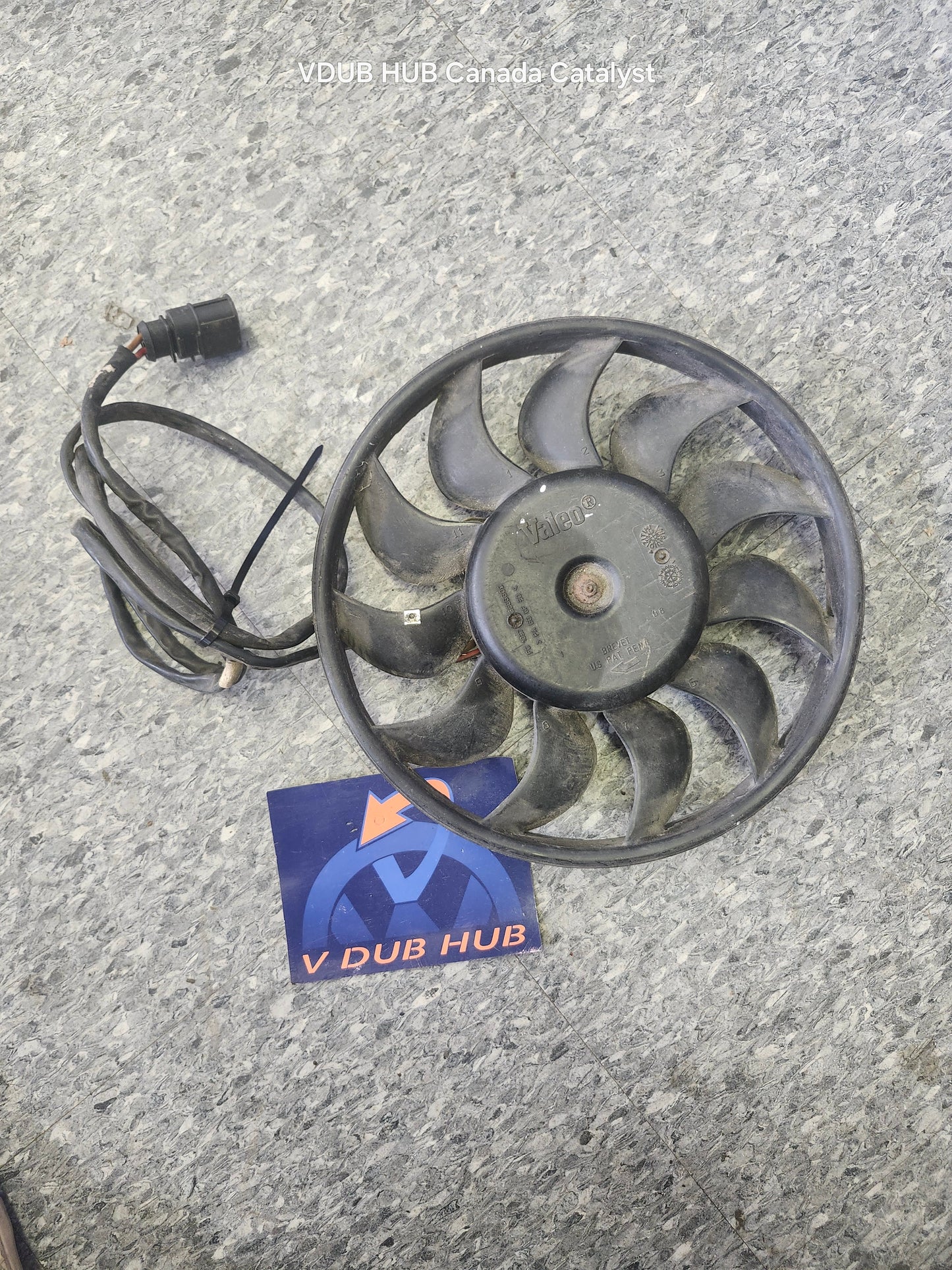 B5.5 1.8T RAD FAN