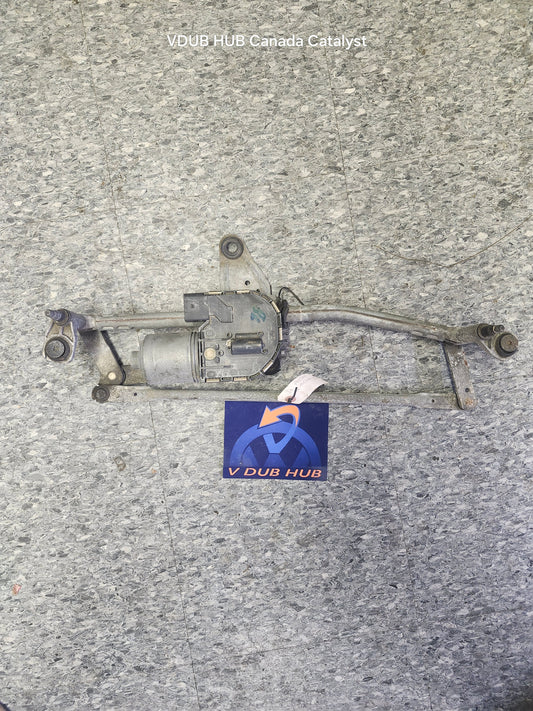 B6 PASSAT FRONT WIPER MOTOR assembly 3C1955023B