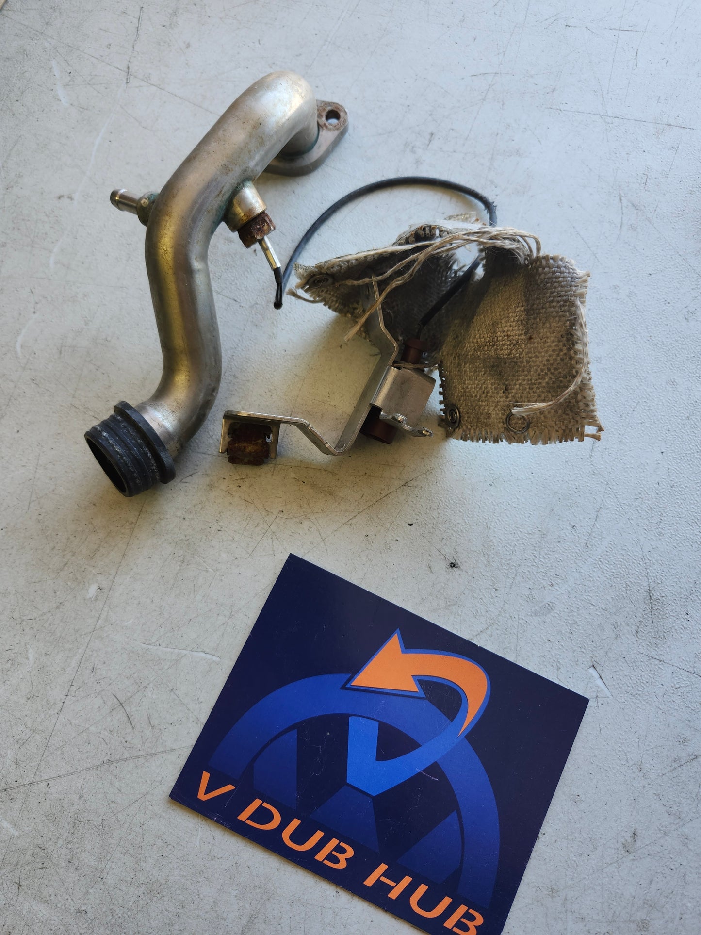 B7 egr tube, sensor