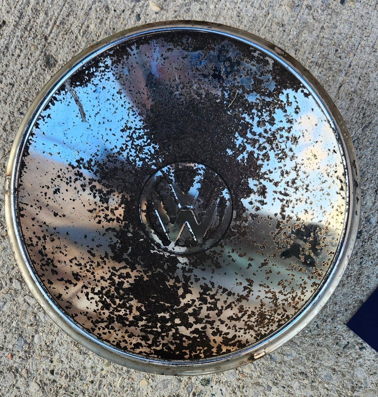 Vintage wheel cover