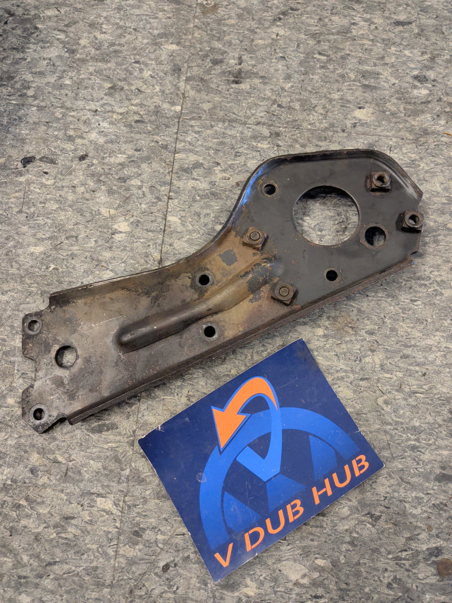 1.6t injection pump bracket