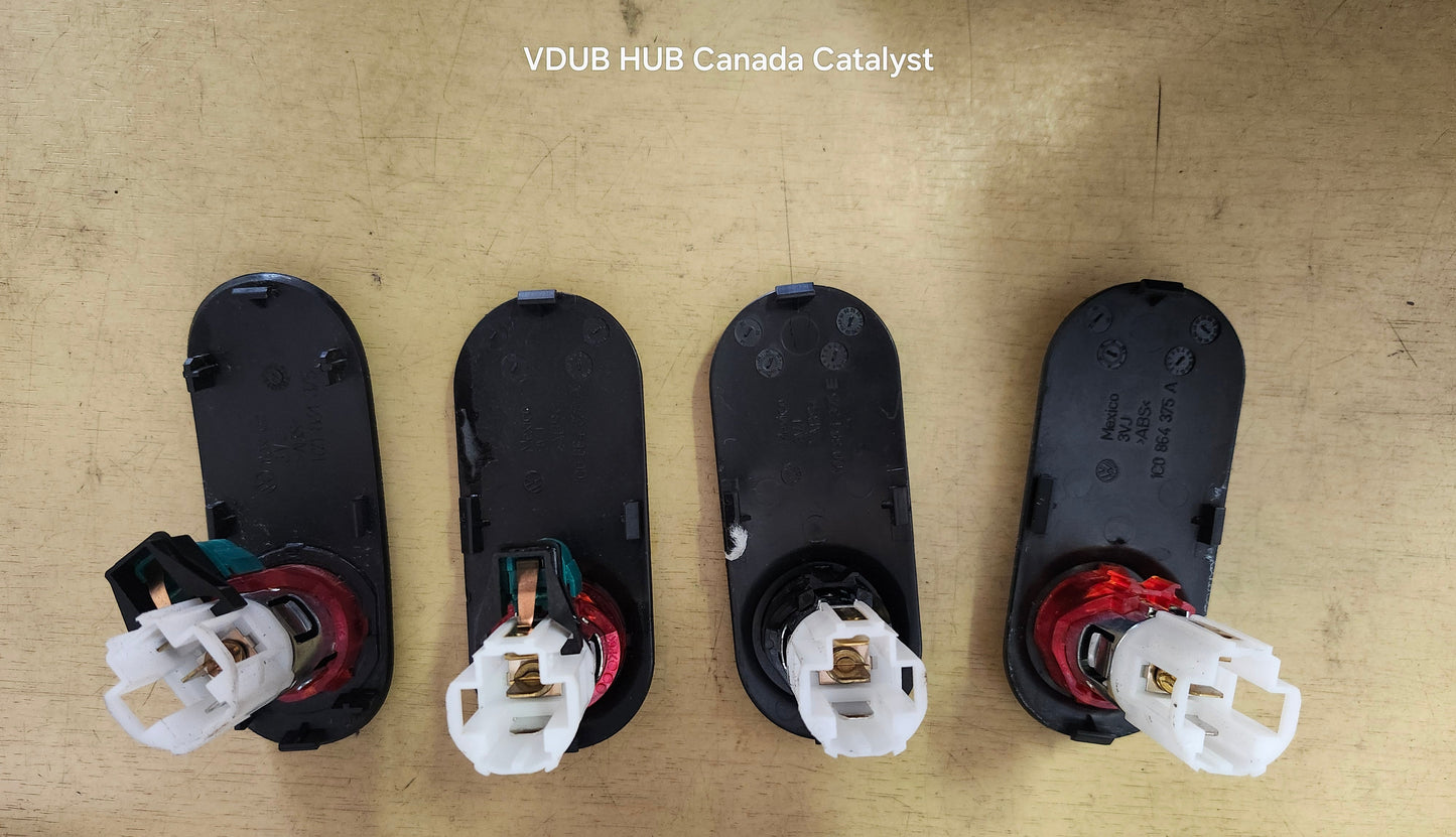 06-10 New Beetle 12V POWER OUTLET 1J0919309 and TRIM 1C0864375