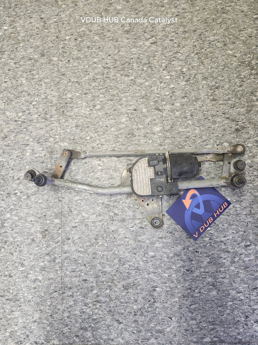 B6 PASSAT FRONT WIPER MOTOR assembly 3C1955023E