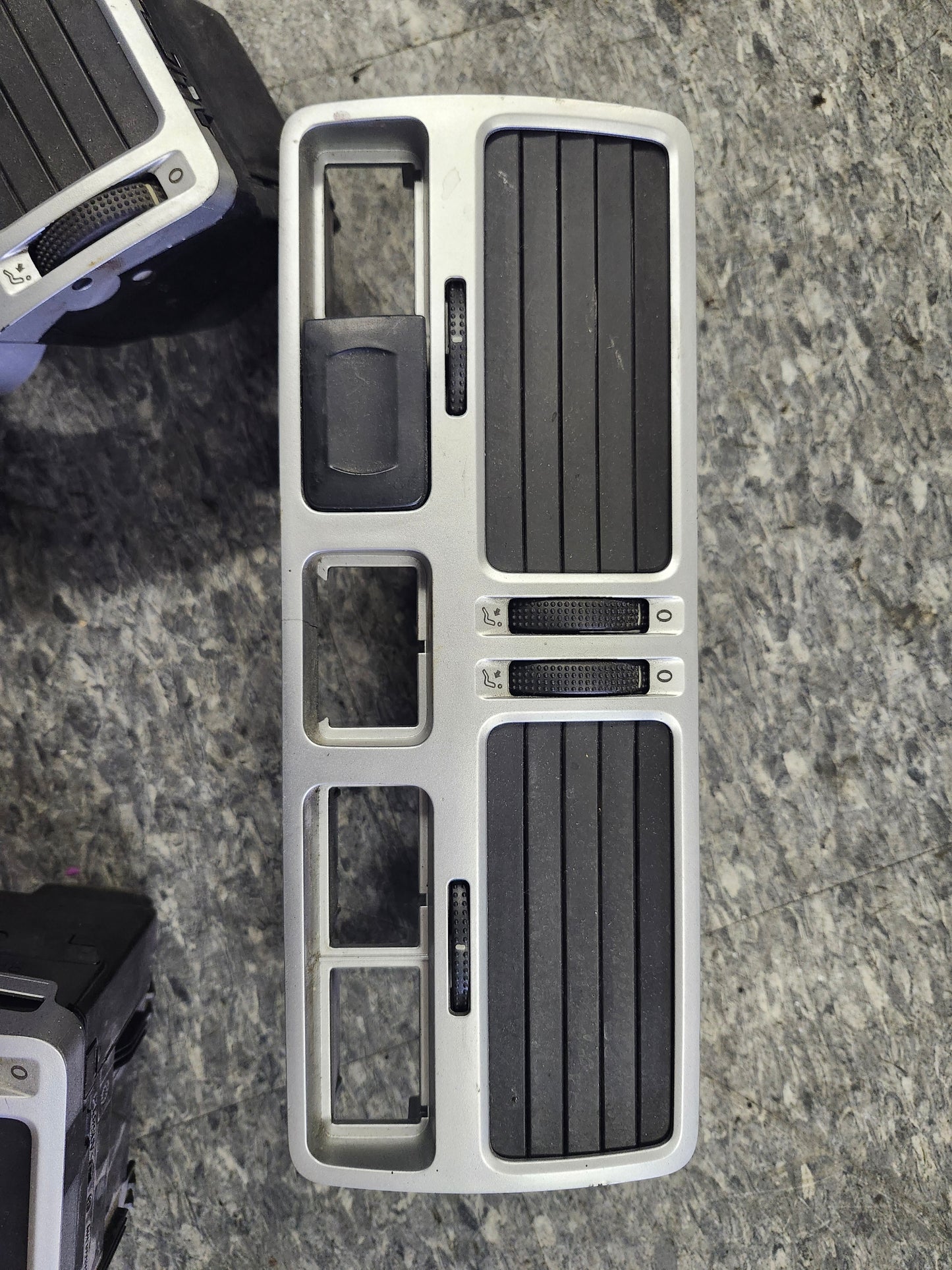 MK4 Jetta Dash Air Vent SET in CHROME