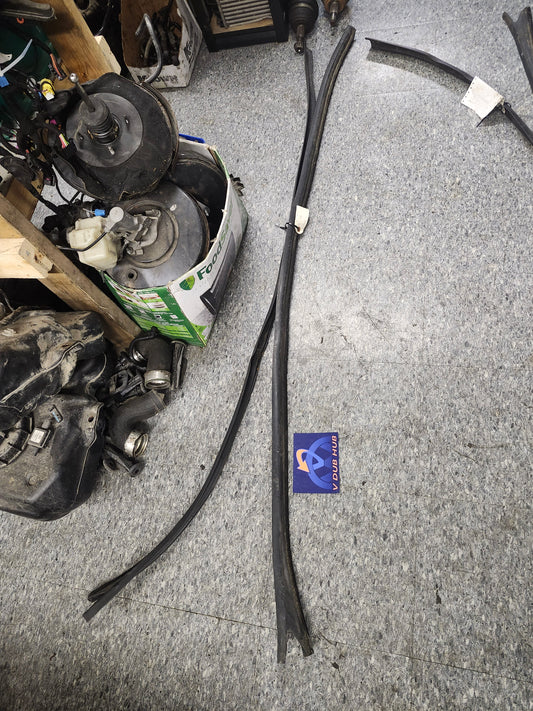 Mk4 jetta sedan roof weatherstripping