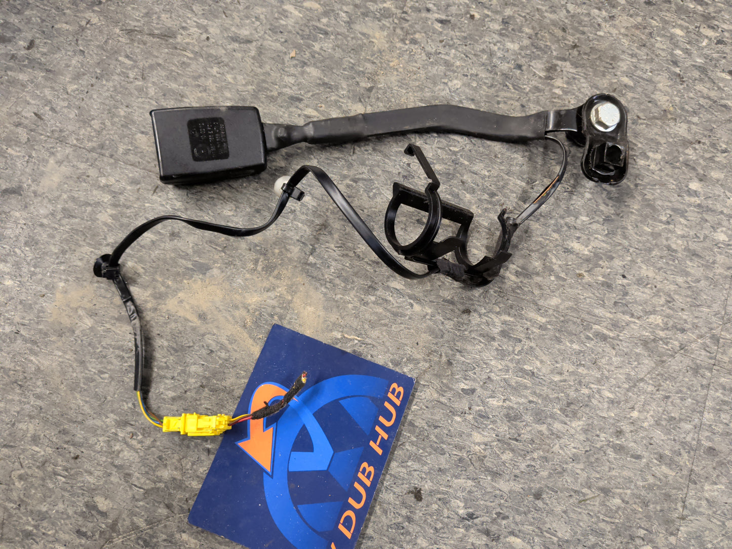 Mk4 2 door, 4 wire clasp