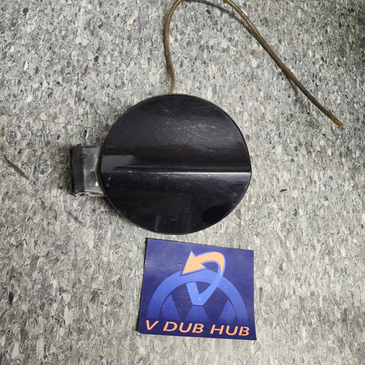 CC Fuel DOOR Lc9X 3C8809857