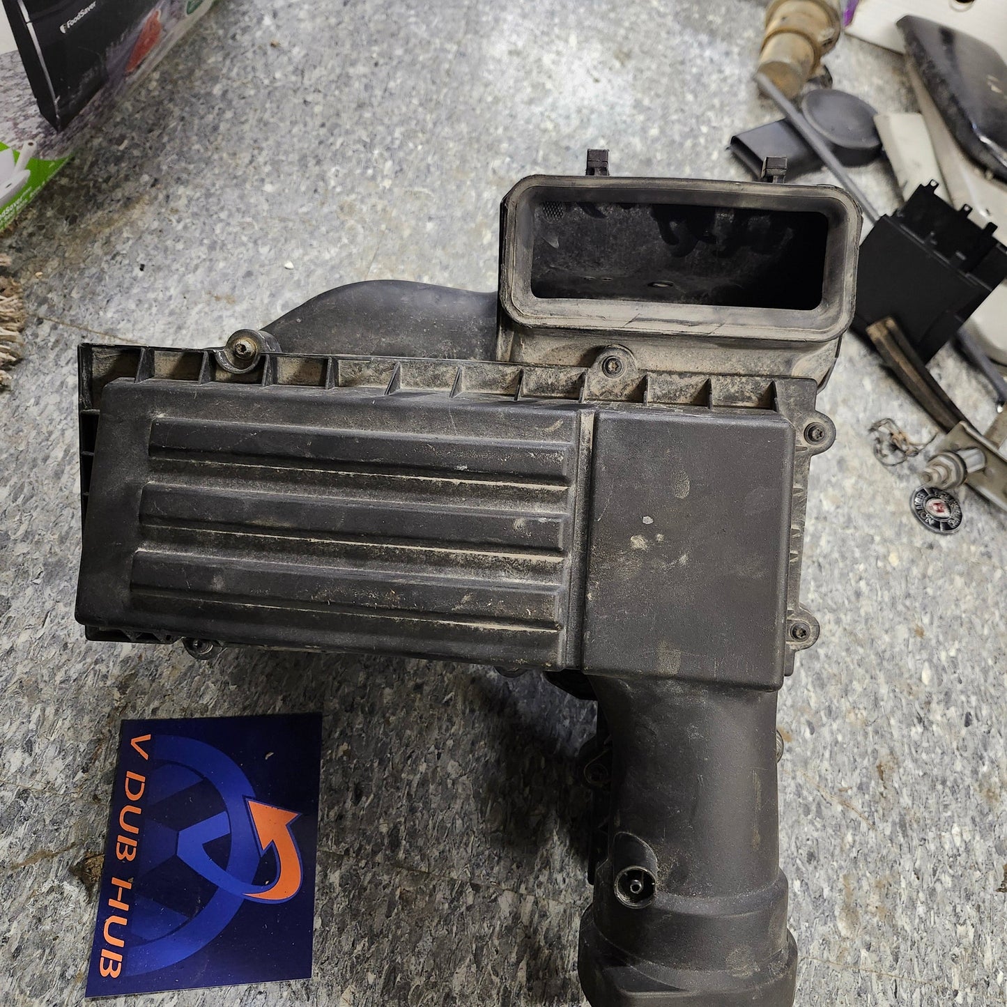 2015 B7 TDI Airbox 1K0129607BC