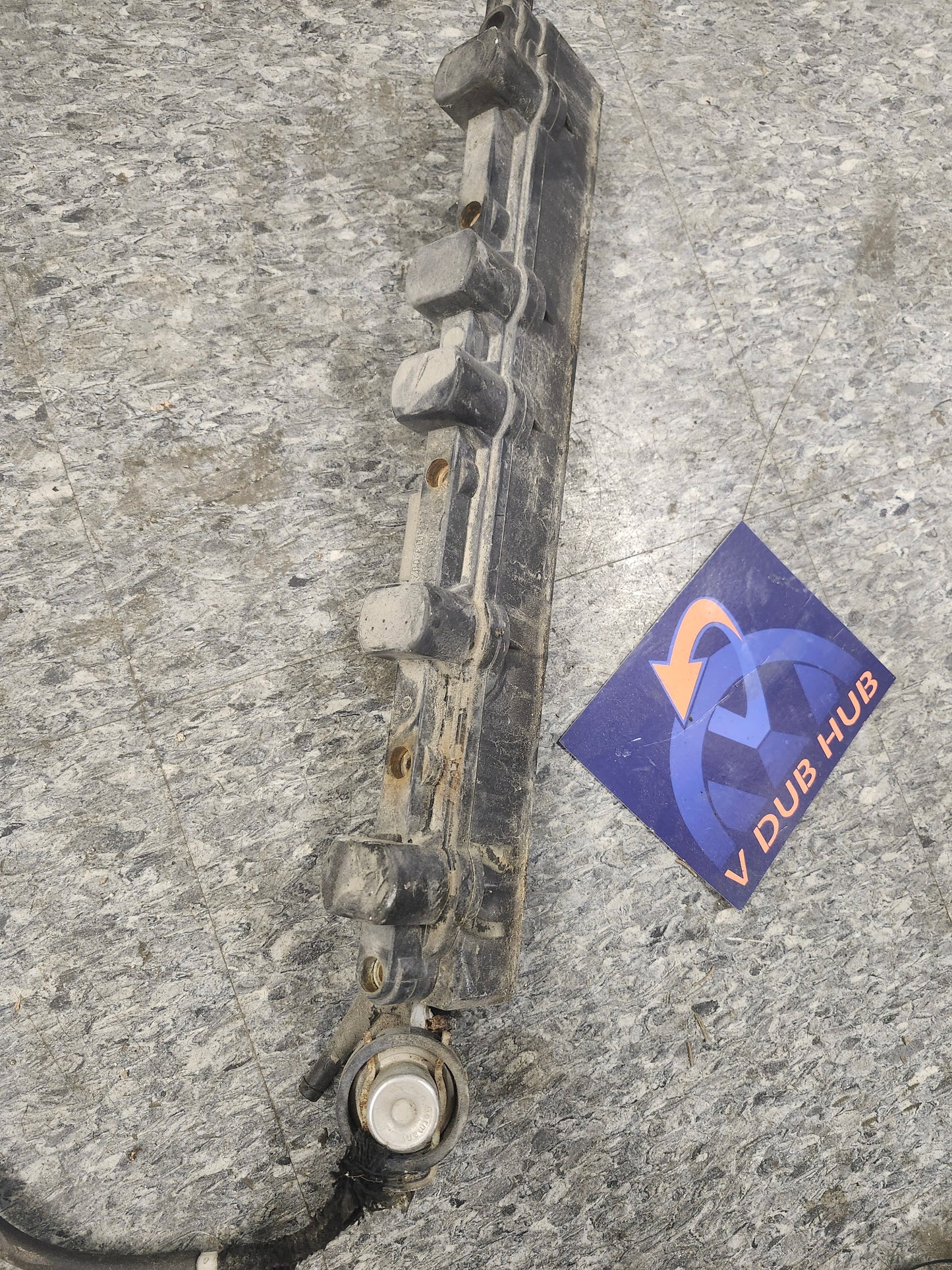 T4 eurovan 2.5L fuel rail / injectors