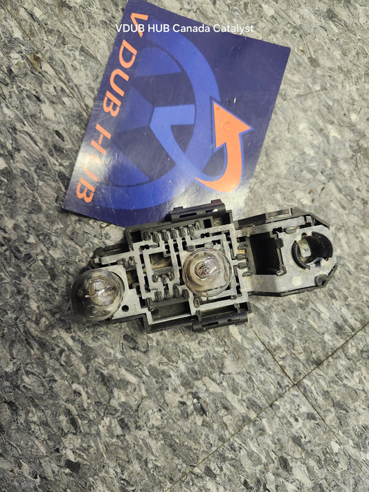 B4 REAR TAIL BULB TRAY 3A9945257