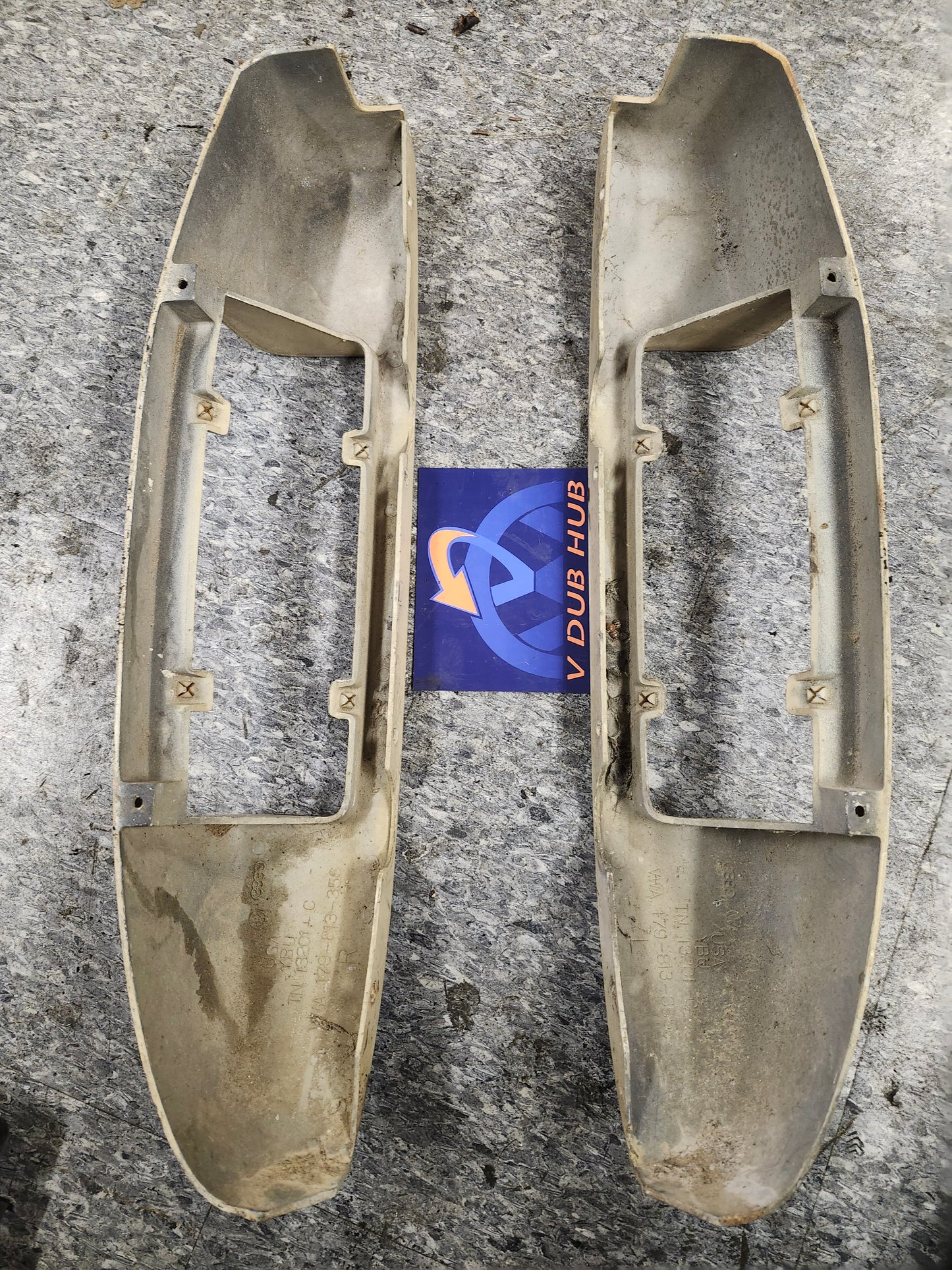 Rabbit truck tail light holder set