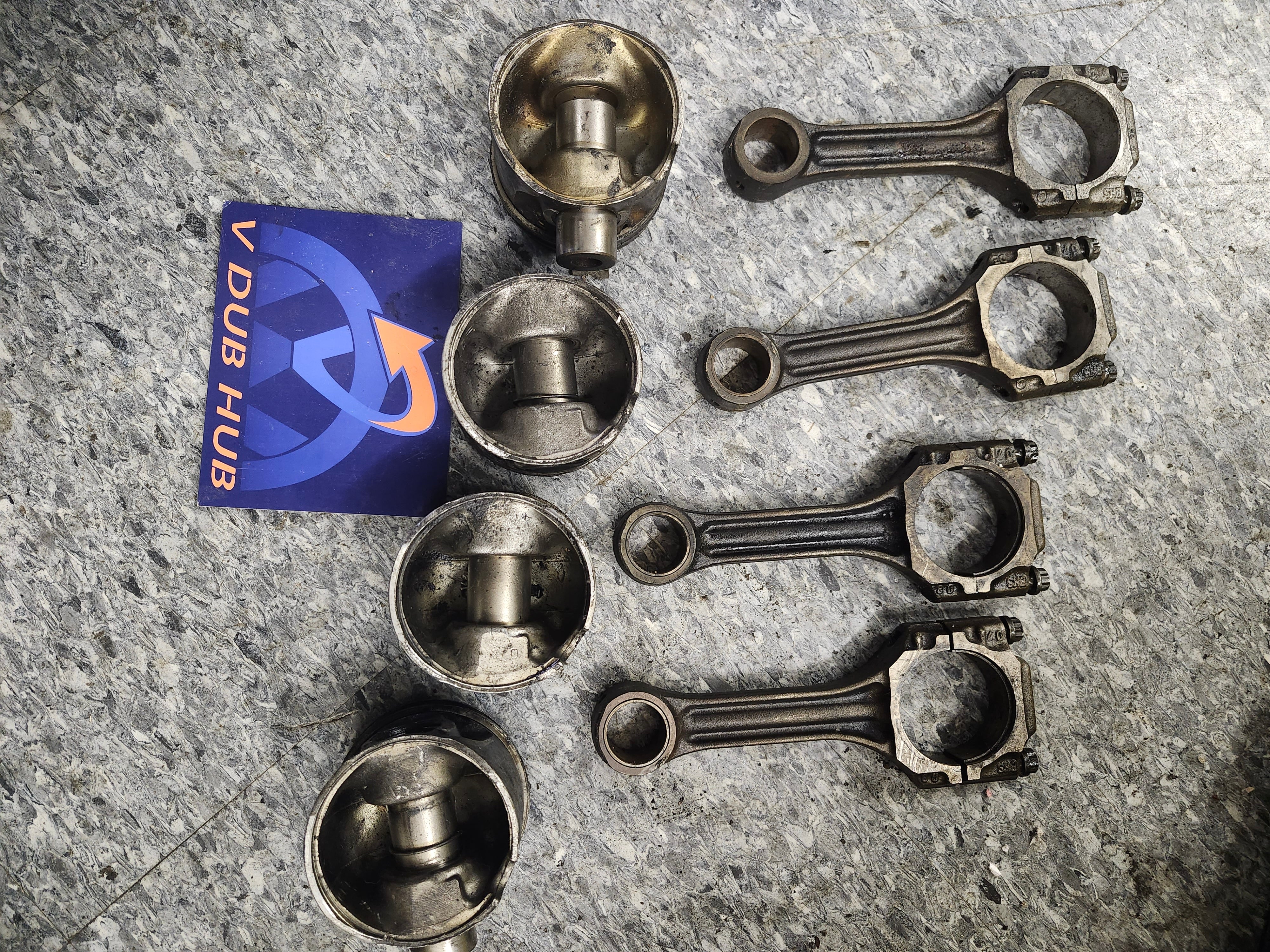 ALH TDI Pistons Connecting Rods Set Of 4 V DUB HUB alh-tdi-pistons-connecting-rods-set-of-4-v-dub-hub