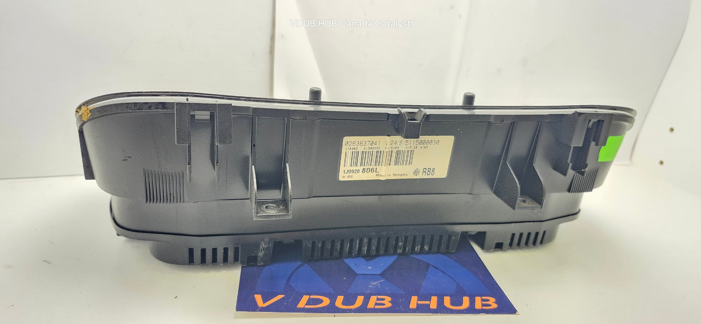 Instrument Cluster 1J0920806L