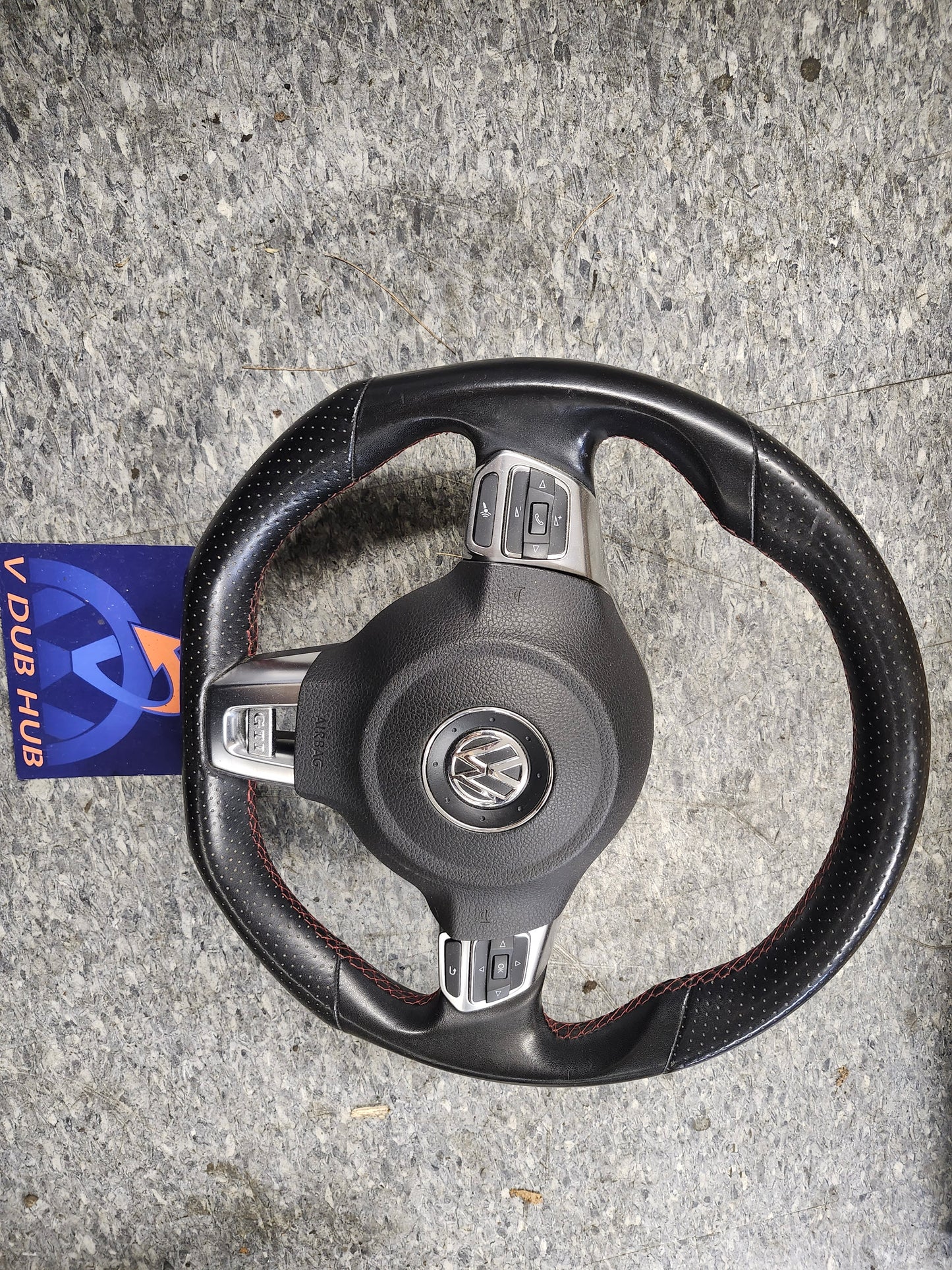 MK6 GTI STEERING WHEEL