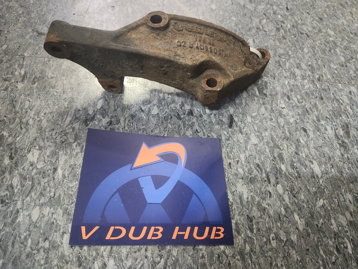 T4 transmission bracket