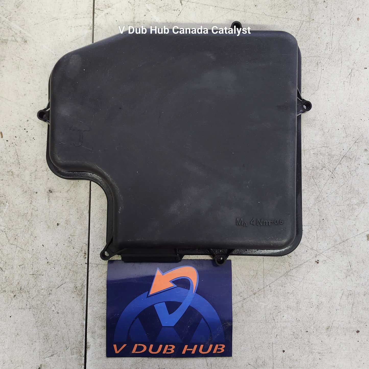B5 Upper ECU/Engine Control Module (ECM) Housing Cover 8D1907613A