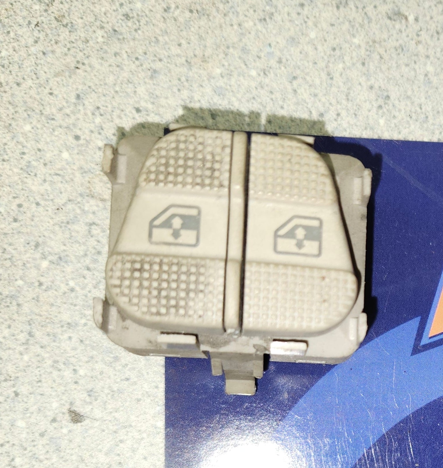 Mk3 b4 driver door switches – V DUB HUB