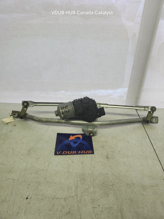 VW Passat B5 B5.5 Front Wiper Motor & Linkage Assembly 3B1955113D